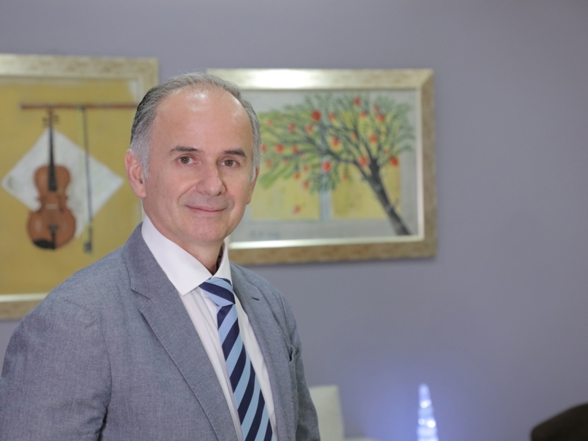 Ο αγγειοχειρουργός Χαράλαμπος Ηλίας αναλύει το πώς θα αντιμετωπίσουμε τις θρομβώσεις της εποχής